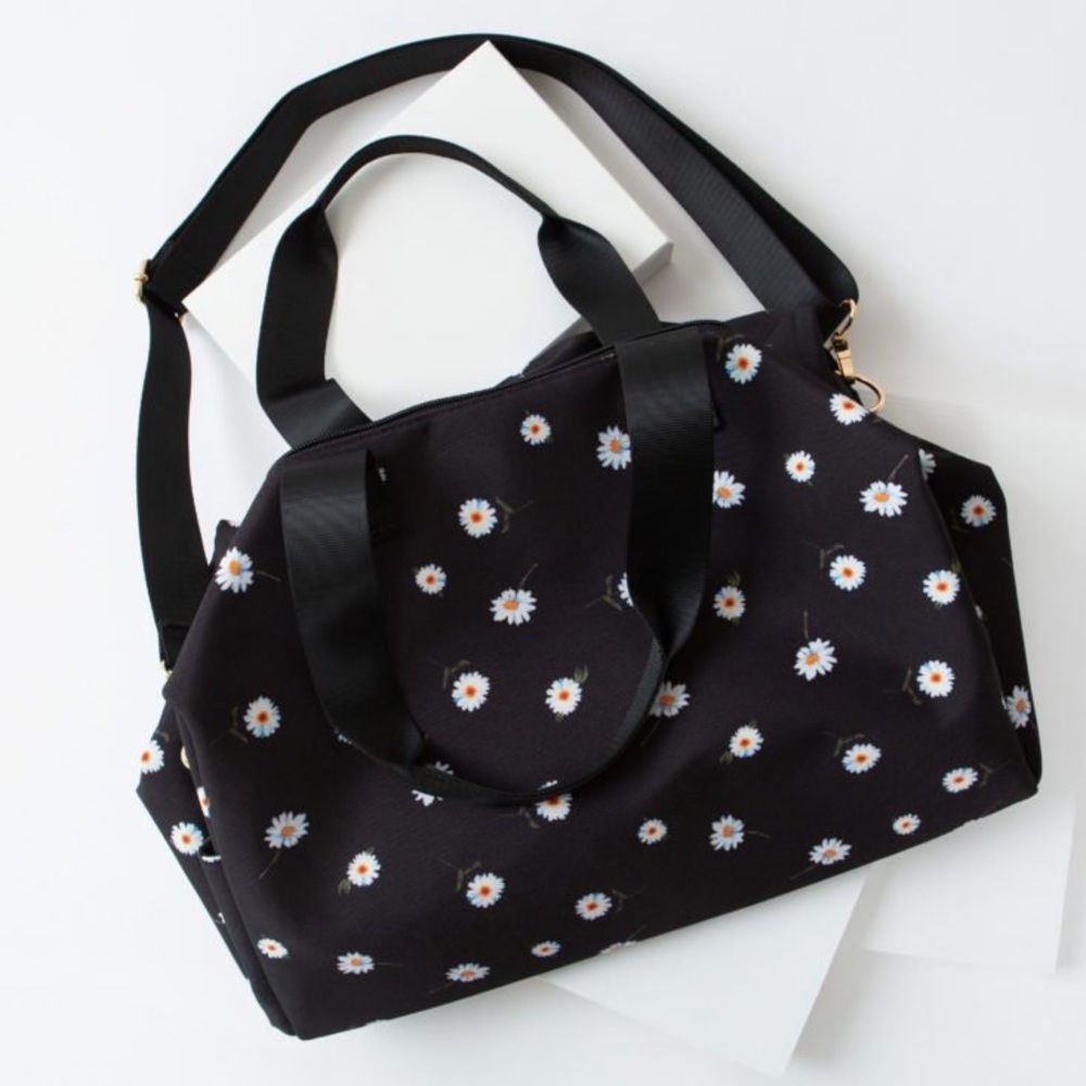 Alice+Olivia duffel bag - Picture 5 of 7